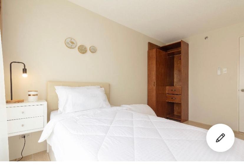 Citi Di Mare Amalfi Cebu 2 Bedroom Condo Екстер'єр фото