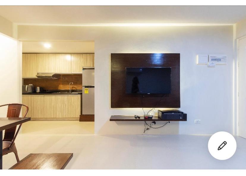 Citi Di Mare Amalfi Cebu 2 Bedroom Condo Екстер'єр фото